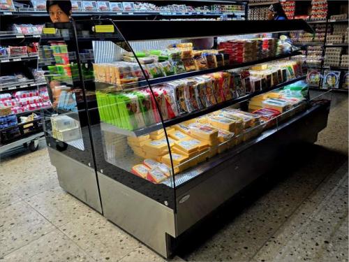 Deli display units – Curved and Square-HMR heated cabinets-Refrigeration display-cold storage-shopfitting solutions-bakery display solutions-2