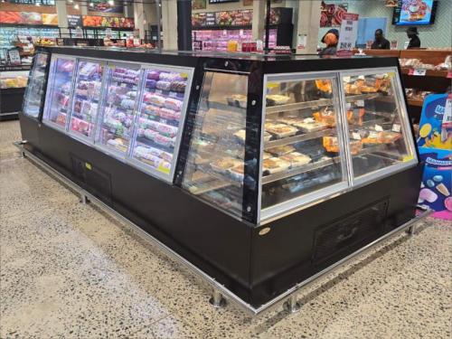 Deli display units – Curved and Square-HMR heated cabinets-Refrigeration display-cold storage-shopfitting solutions-bakery display solutions1